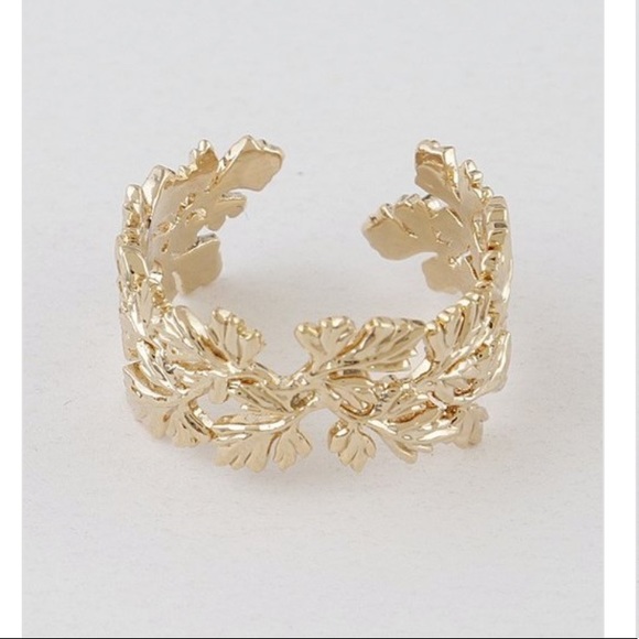 Jewelry - Ivy Leaves ring